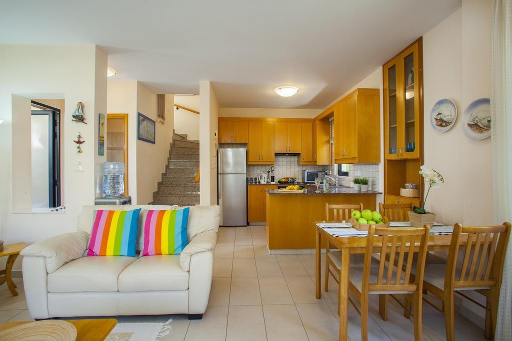 Villa Enalos 37 Oroklini Zewnętrze zdjęcie